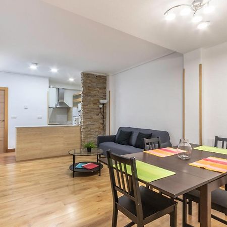 Apartamento Junto Al Guggenheim Con Parking Gratuito Bilbao Exterior photo